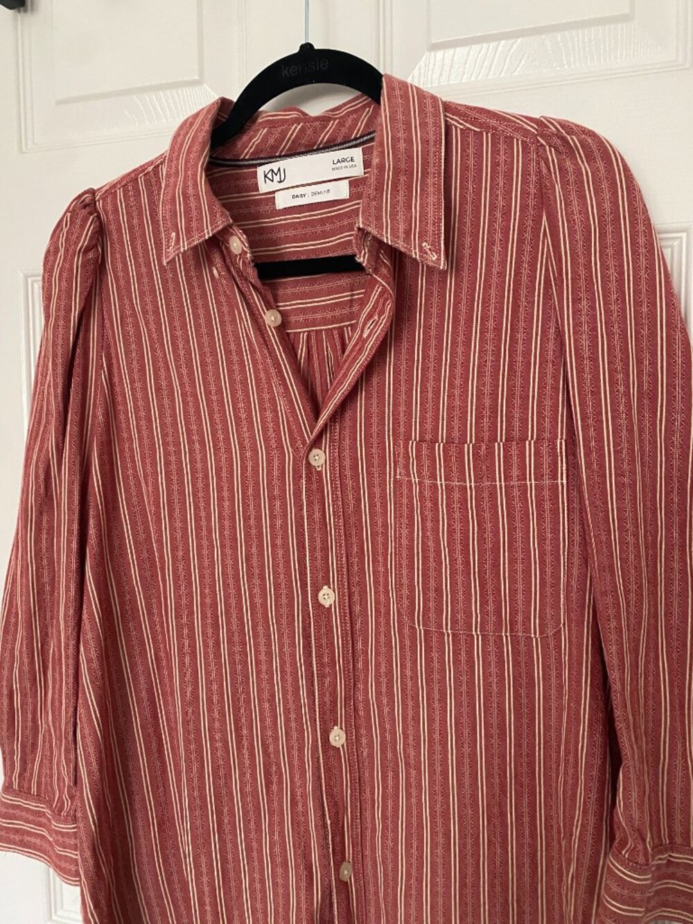 KMJ | Daisy Demi Fit Button Down Size Large - Picture 2 of 8